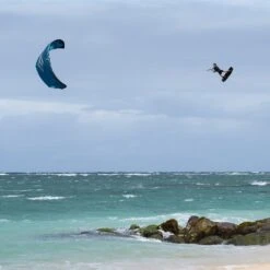 Naish 2024 Pivot Freeride / Wave Kite Discounts Apply ! -Wingboarding Shop 900 naish 2024 pivot size bar a1