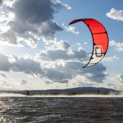 Ozone Edge V12 Freeride / Big Air / Race Kite Discounts Apply ! -Wingboarding Shop ozone edge v12 action 2